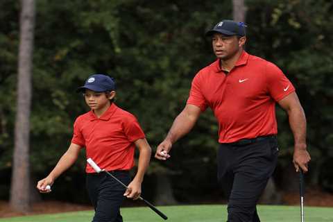 Tiger Woods and son Charlie dress in matching ‘Sunday Red’ and hit ELEVEN birdies in a row on..