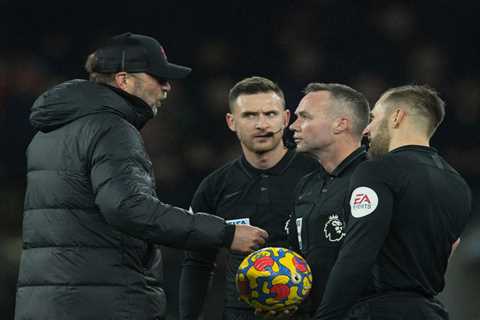 ‘What’s his problem with me?’ – Jurgen Klopp RAGES at ref Tierney after booking for protesting..