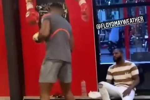 Watch Floyd Mayweather give Anthony Joshua tips in gym as he coaches him for massive Oleksandr Usyk ..