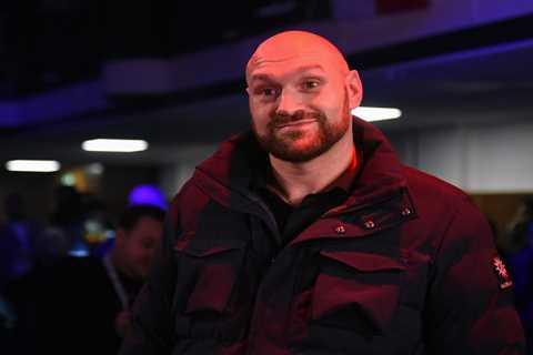 Tyson Fury eyes ‘massive fight’ with UFC champ Francis Ngannou in 2023 and predicts ‘it breaks all..