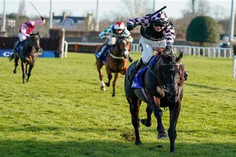 Masterstroke from Christian Williams as he wins two big races in space of 15 minutes at Kempton and ..