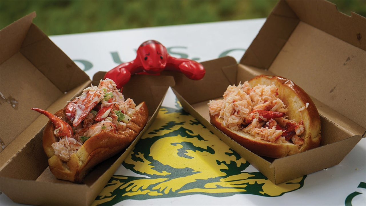 How to make the mouth-watering U.S. Open lobster roll (and where to find it!)