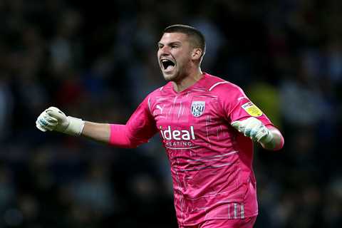 Crystal Palace ‘reach full agreement to sign ex-Man Utd and West Brom goalkeeper Sam Johnstone on..