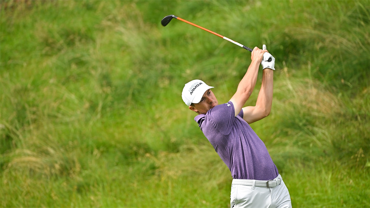 WATCH: Jordan Spieth plays golf with goats in Ireland ahead of Scottish double