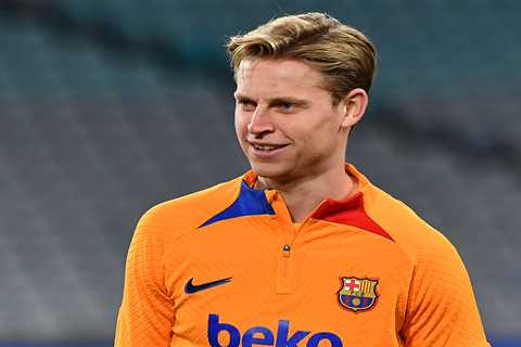 Man Utd convinced Frenkie de Jong WILL join in £71m transfer despite claims he wants to stay at..