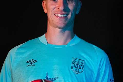 Brentford confirm Ben Mee signing on free transfer after leaving Burnley following a DECADE at Turf ..