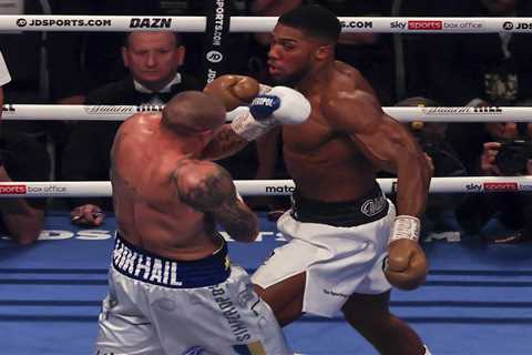 Anthony Joshua told to RUGBY TACKLE Oleksandr Usyk and make him a ‘sitting duck’ in rematch by..