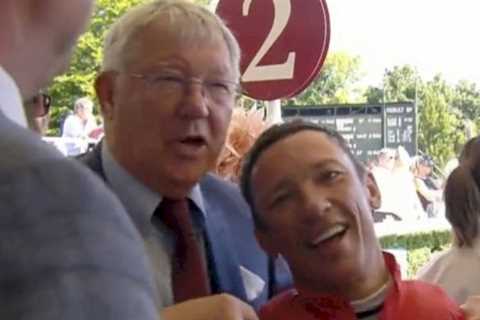 Sir Alex Ferguson offers brutal Arsenal verdict in chance meeting with Frankie Dettori