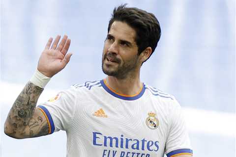 Former Arsenal and Tottenham target Isco signs for Sevilla on free transfer after Real Madrid exit