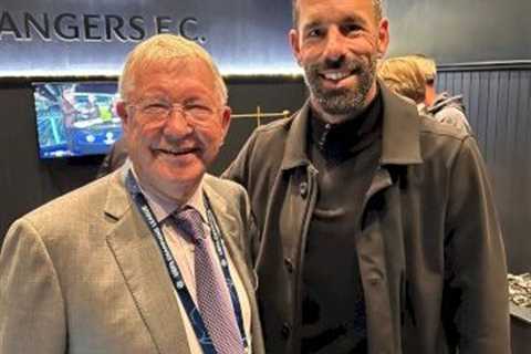Ruud van Nistelrooy denies discussing Manchester United’s interest in Cody Gakpo with Sir Alex..