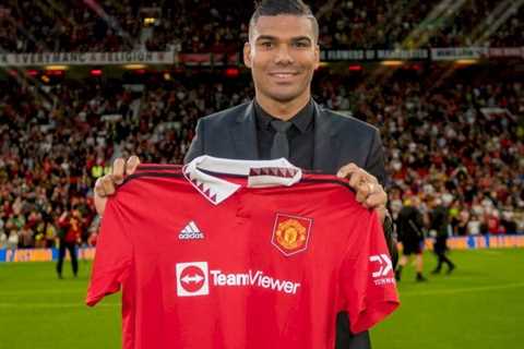 Manchester United confirm Casemiro signing in €60m transfer from Real Madrid