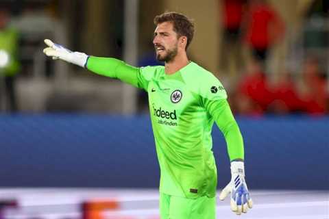 Kevin Trapp confirms Manchester United offer but decides to stay at Frankfurt