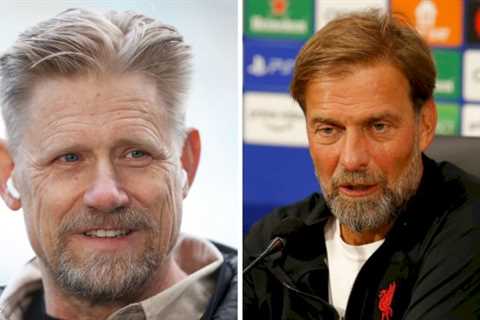 Man Utd icon Peter Schmeichel mocks Liverpool in subtle dig after Old Trafford result