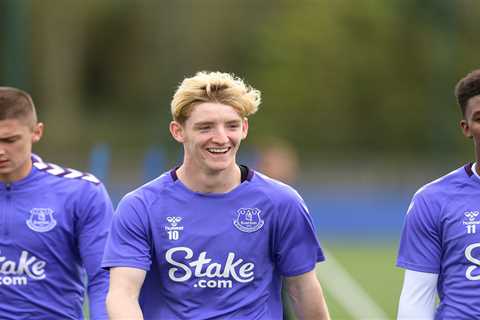 Everton announce hair transplant company as new partner after close shave with relegation last..