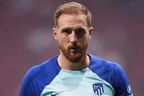 Man Utd and Tottenham set for fierce transfer battle to land Atletico Madrid’s Jan Oblak