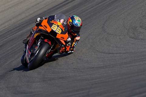 SA’s Brad Binder comes in 7th at Valencia GP and with a strong finish to 2021 MotoGP standings