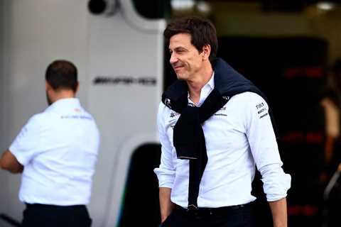 “How is Toto Allowed Anywhere Near Queen”: Fans React as Mercedes F1 Boss Wolff Defends His Stance..