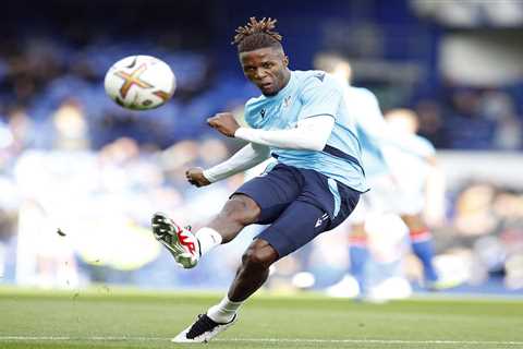 Crystal Palace’s hopes of keeping Wilfried Zaha fading in huge transfer boost for Arsenal and..