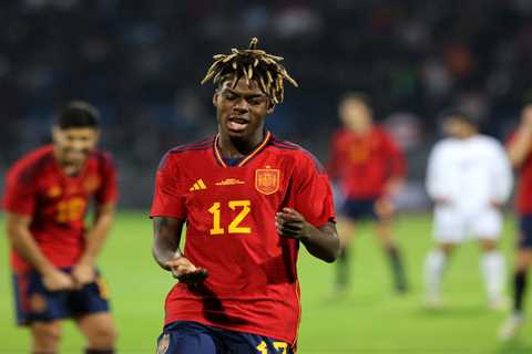 Man Utd eye transfer deal for Spain forward Nico Williams but must fight Liverpool for Athletic..