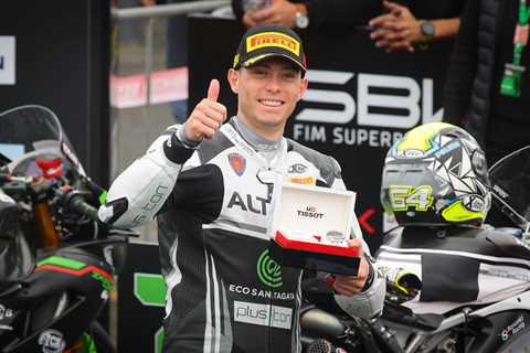 Nothing in it: Caricasulo takes WorldSSP pole in Australia as slick-shod Bulega posts the same lap..