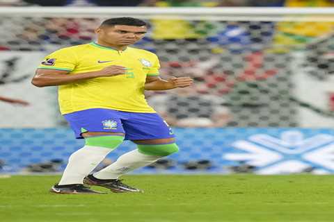 Brazil star Casemiro refuses to watch Neymar take penalty as he turns his back during World Cup..