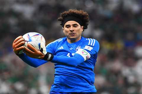 Mexico cult hero Guillermo Ochoa set for move to Europe on free transfer after World Cup heroics