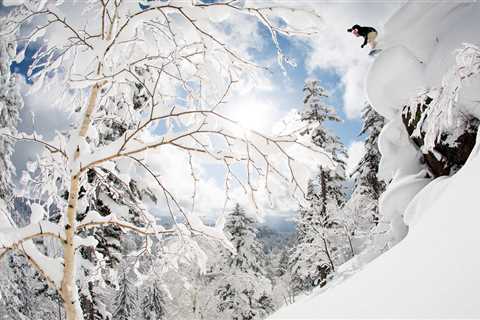 Snowboard Japan - Top 5 Snowboarding Destinations in Japan