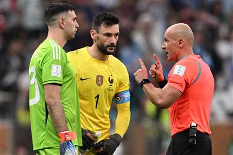 Antonio Conte backs Hugo Lloris to have advantage over World Cup final rival Emi Martinez