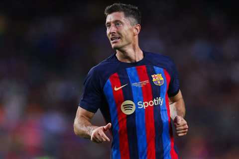 Robert Lewandowski looking to end concerning run at Camp Nou against Cadiz