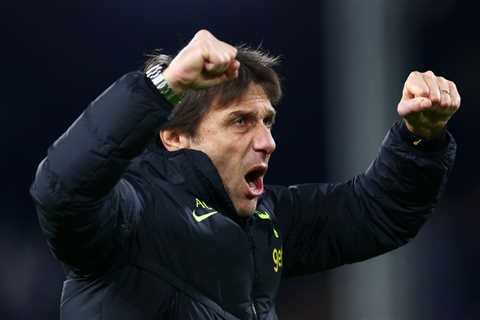 Antonio Conte to be nominated for Premier League manager of the month despite Tottenham assistant..