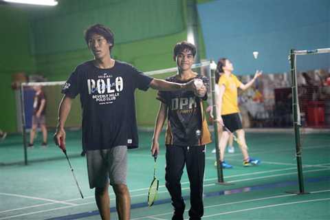 Badminton Clubs Near Me: Find Your Badminton Partner – List