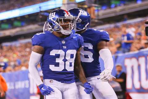 Ex-Giant Donte Deayon announces retirement from football