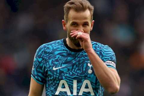 Man Utd learn ‘surprising’ Harry Kane asking price as ‘stubborn’ Levy ‘refuses to budge’