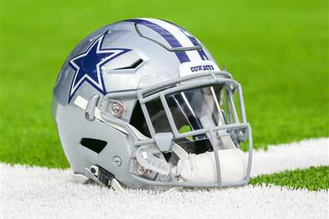 Cowboys Star Comments On Latest QB Contracts