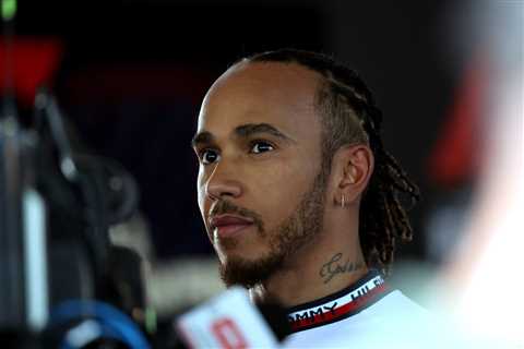 F1 News: Lewis Hamilton Reveals Struggles With Father In Candid Interview – F1 Briefings