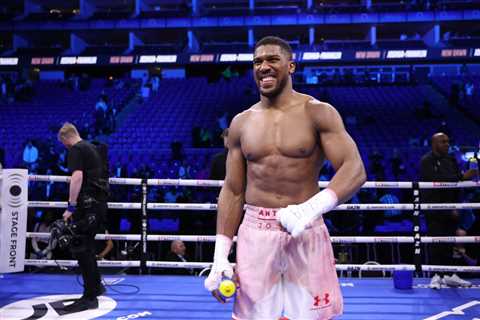 Dillian Whyte criticises Anthony Joshua following ‘apprehensive’ comeback win and explains what he..