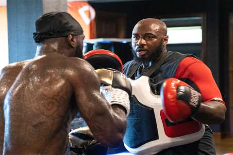 Deontay Wilder punches so hard trainer Malik Scott has to take PAIN KILLERS and faces shoulder..