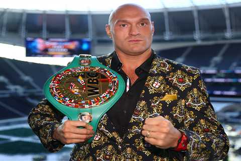 Tyson Fury warned he’s making ‘biggest mistake of career’ by not fighting Oleksandr Usyk for..
