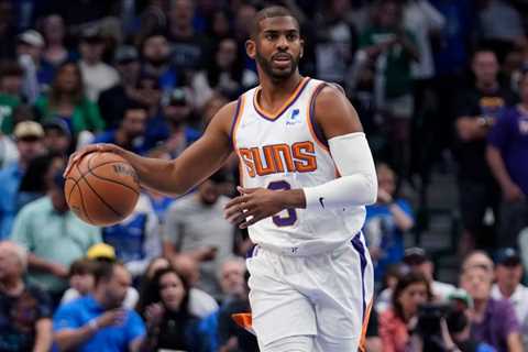 Suns’ Chris Paul leaves Game 2 vs. Nuggets with groin tightness