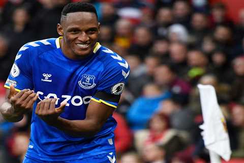 Yerry Mina ‘to leave Everton on free transfer after club make no effort to renew his contract’