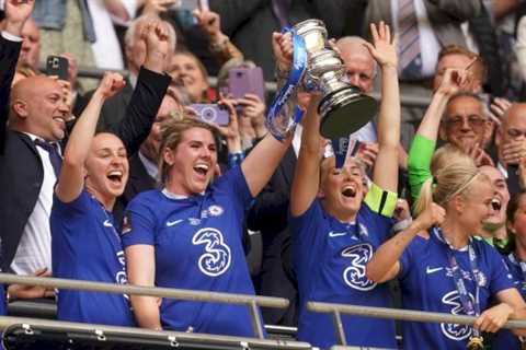 Chelsea 1-0 Man Utd: Sam Kerr scores only goal in historic FA Cup final at sold-out Wembley