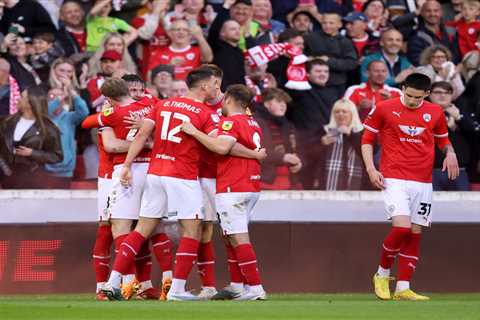 Barnsley 1 Bolton 0 (2-1 agg): Kitching strikes winner to set up all-Yorkshire final against..