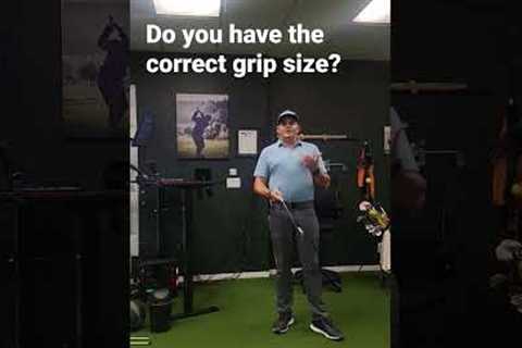 What size golf grips should I use? #golftips