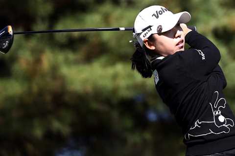 Mi Hyang Lee, winless in six years, grabs one-shot lead at LPGA's DIO Implant LA Open