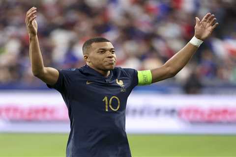 Arsenal fans ‘laugh out loud’ at Kylian Mbappe transfer rumours with ‘package being weighed up’ for ..