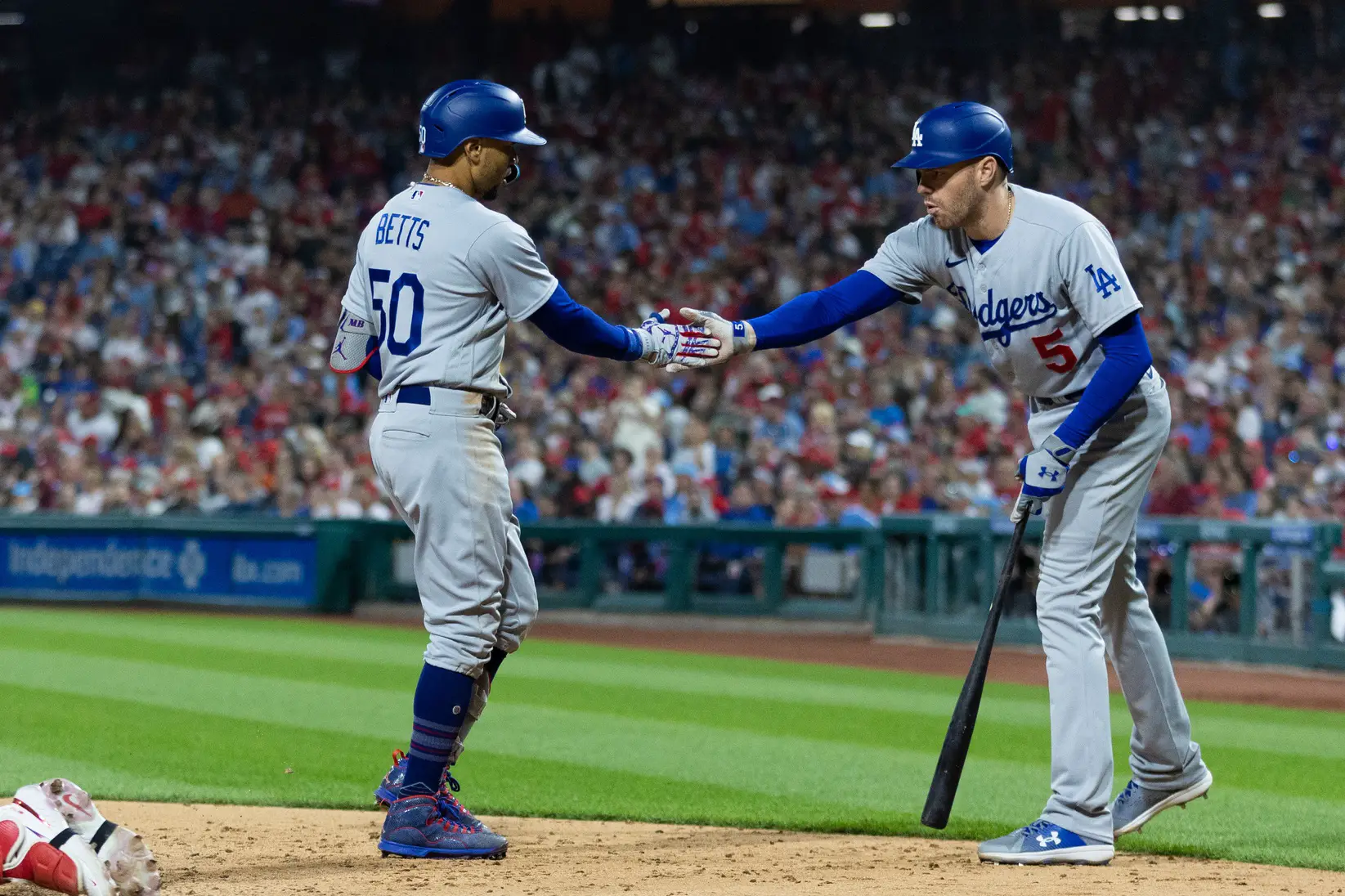 Dodgers News: Dave Roberts Defends Decision to Remove Stars from Game on Friday