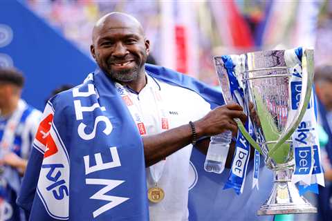 Former Premier League Manager Darren Moore Set for Huddersfield Return