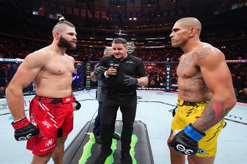 UFC 295 Fans Furious at Referee as Alex Pereira Becomes Fastest Two-Weight Champ