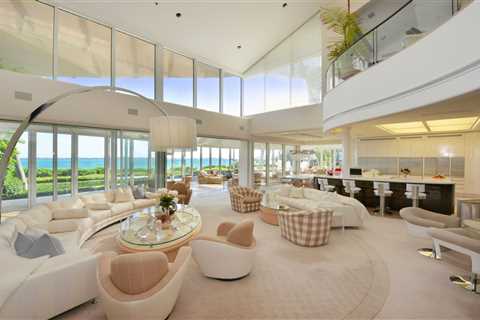 Home on Ocean Club's 16th hole near Atlantis has sublime views and is on sale for a cool $17M