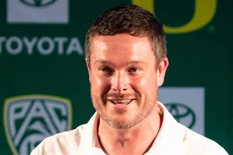 Oregon’s Dan Lanning has sharp words for Colorado’s Pac-12 exodus